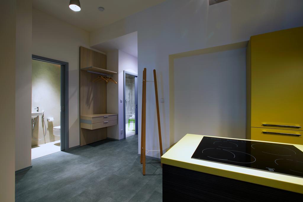 Apartments At The Blue Duckling Praha Bagian luar foto