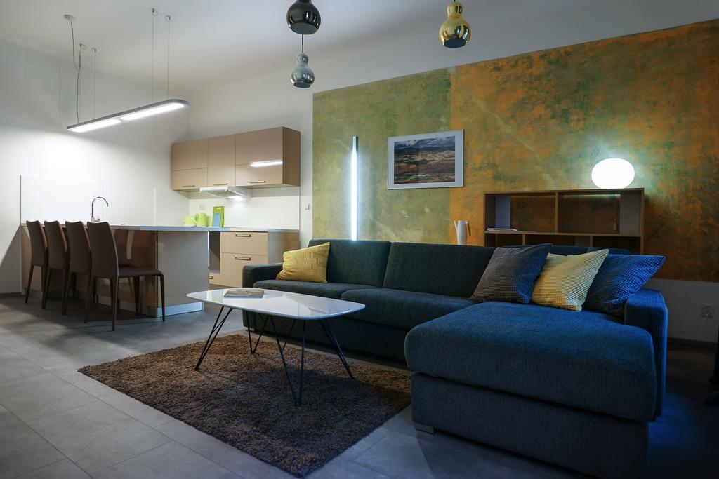 Apartments At The Blue Duckling Praha Bagian luar foto