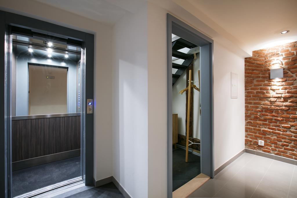 Apartments At The Blue Duckling Praha Bagian luar foto