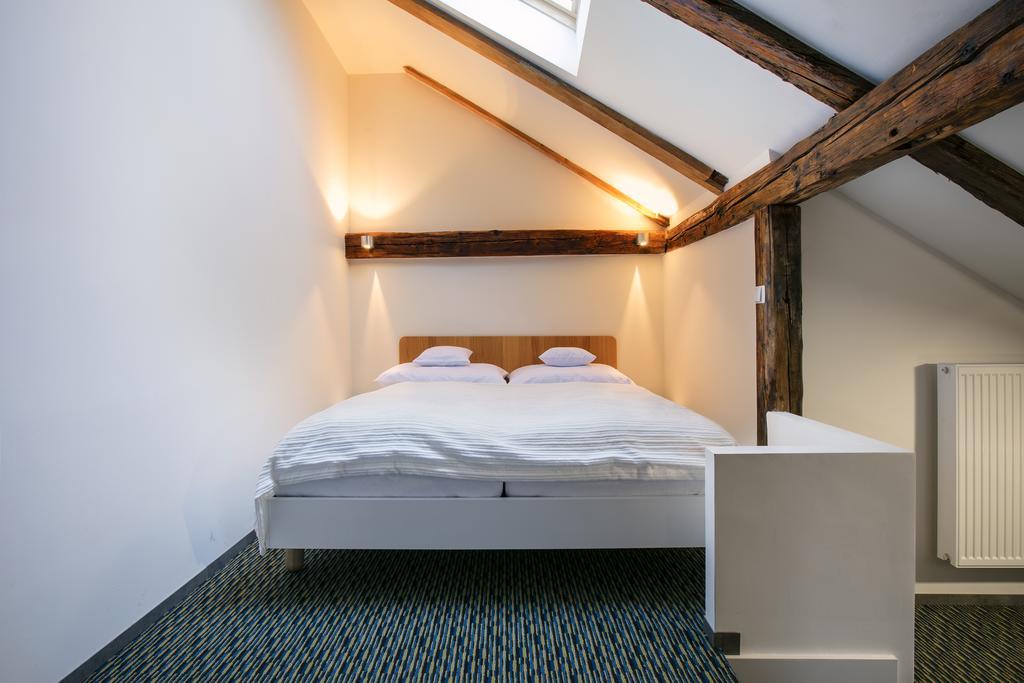 Apartments At The Blue Duckling Praha Bagian luar foto